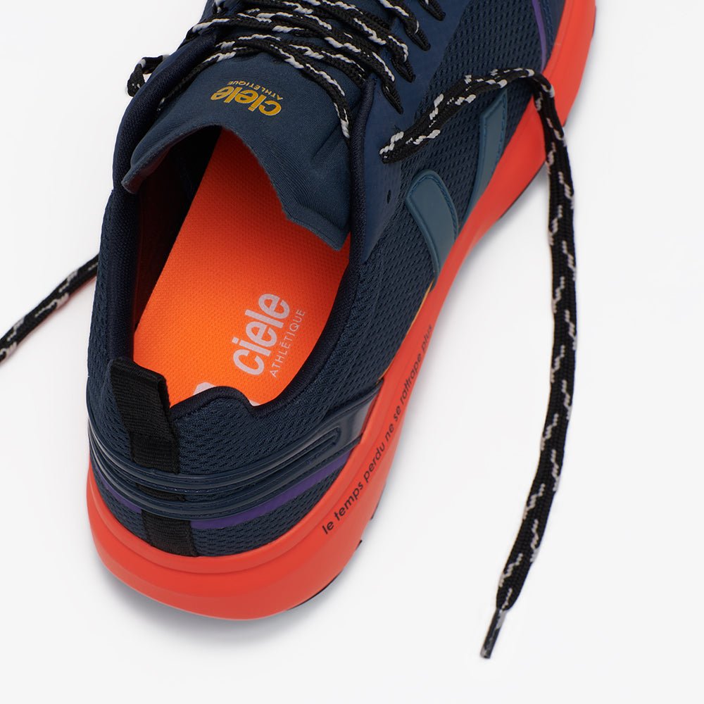 Veja - Condor 2 Alveomesh - 50% Off - Macs Outdoor Co